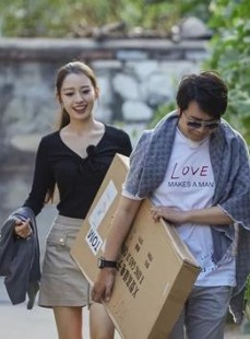 德韩混血却一口东北腔，郎朗老婆吉娜究竟是哪国人？