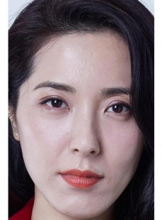 时光淬炼之美：曾黎生图背后的真实力量