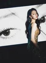 鎏金摇曳映仙姿 热巴冷艳写真展高贵气场