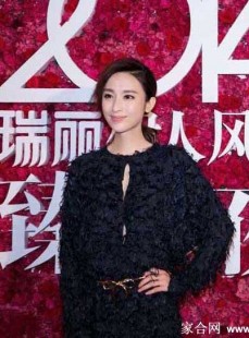 张俪唯美风尚大片：光影之间诠释多元魅力