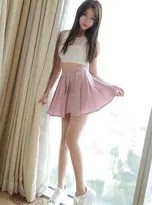 梦中倩影：青涩性感的梦梵粉裙私房写真