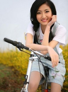 黄圣依离婚后活成大女主！前婆婆态度反转全网热议