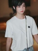 短发星河下的多面旅程 赵粤生活瞬间掠影