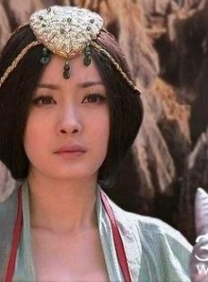 从全网群嘲到收视女王，杨幂的电视剧这十年究竟经历了什么？