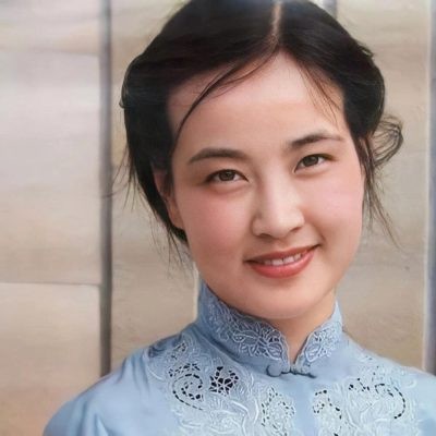 时光深处的倩影 刘晓庆青春泳装照里的风华  第4张