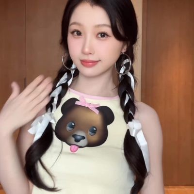 虞书欣双马尾舞动星光多元魅力破界绽放  第1张