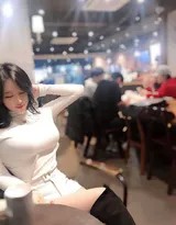 秀色可餐：视觉与味觉交织的现代餐饮叙事  第3张