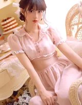 粉色闺房中的齐刘海少女  第4张
