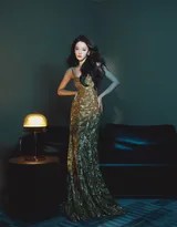 鎏金摇曳映仙姿 热巴冷艳写真展高贵气场  第4张