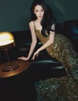 鎏金摇曳映仙姿 热巴冷艳写真展高贵气场  第7张