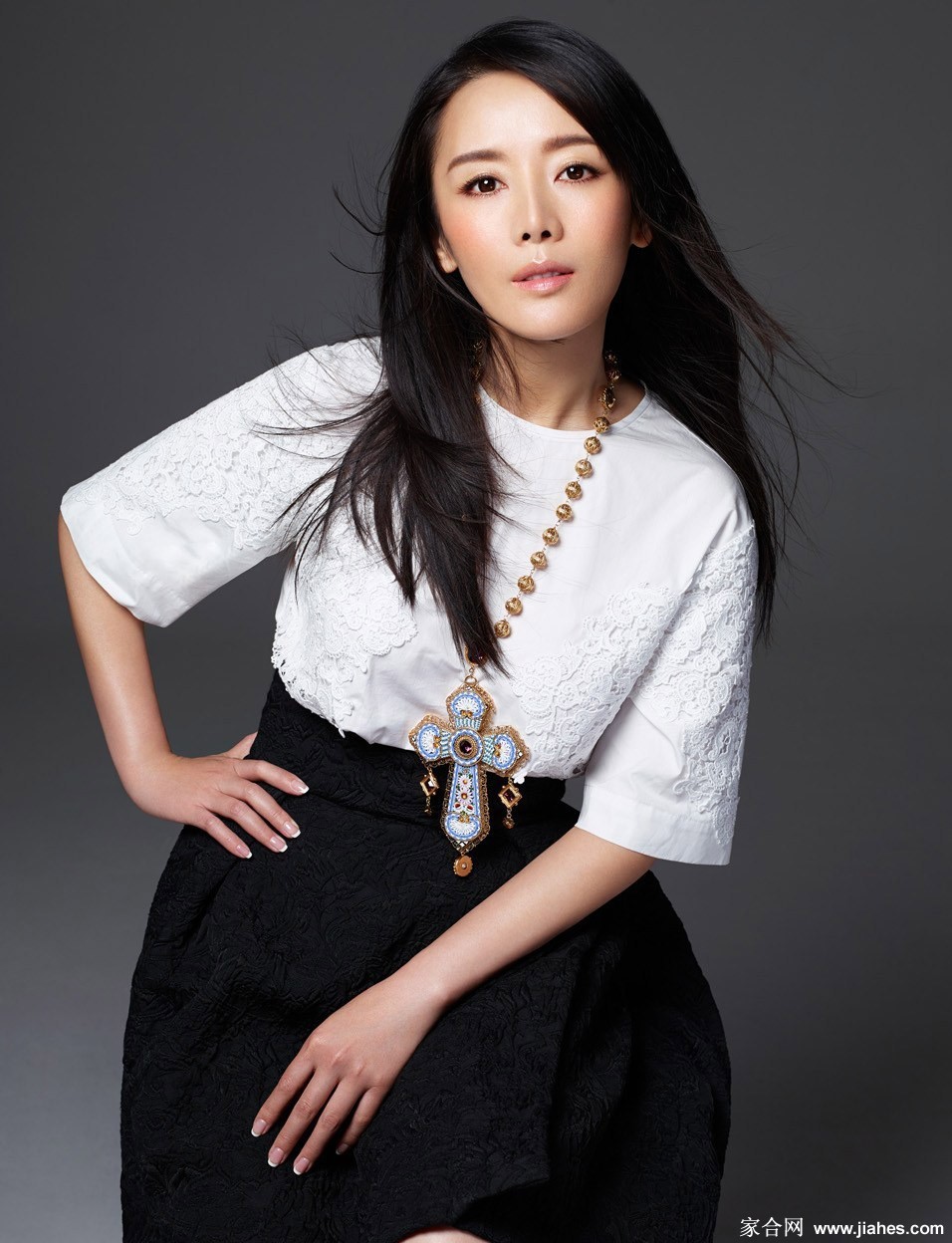 车永莉简约风尚写真集 演绎多重魅力格调  第2张