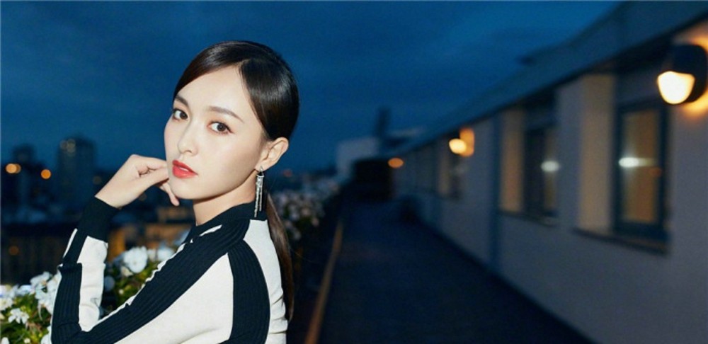 唐嫣秋冬风尚大片解密：从甜美到气场女王的华丽转身  第6张