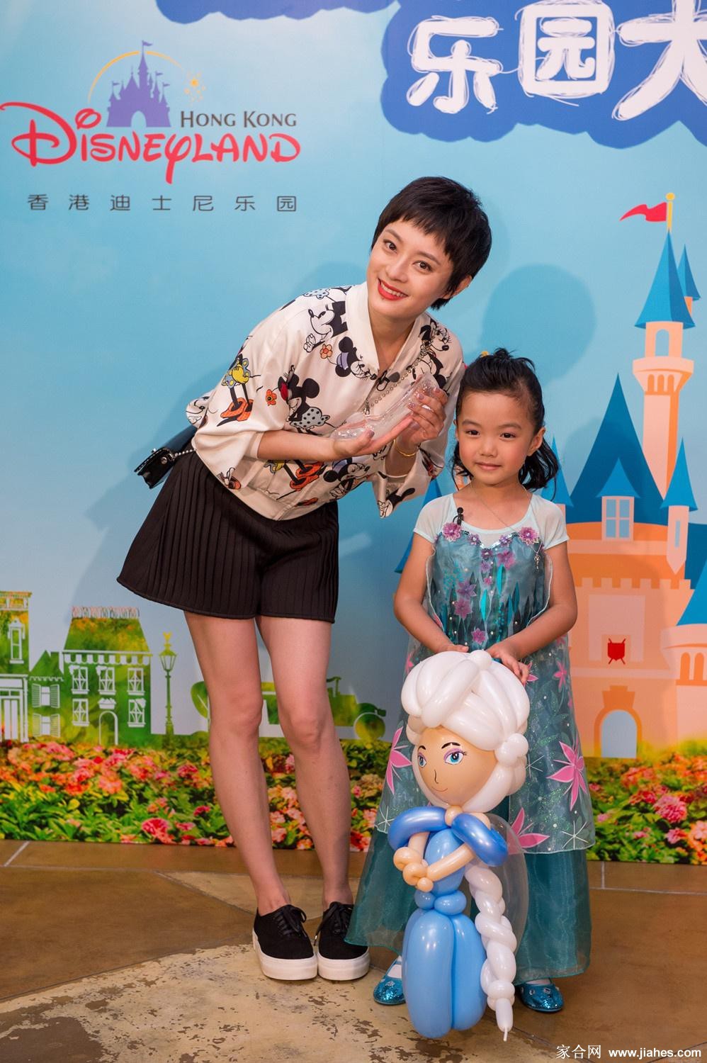 孙俪时尚风姿：多彩丝袜与裤装演绎百变魅力  第2张
