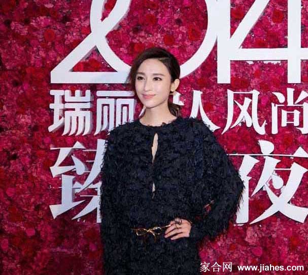 张俪唯美风尚大片：光影之间诠释多元魅力  第1张