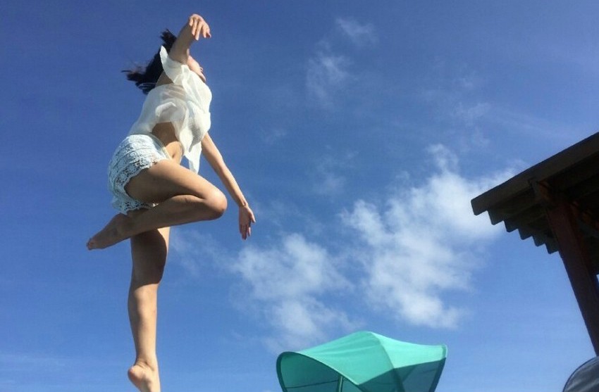 张歆艺夏日热舞写真展现率性活力  第2张
