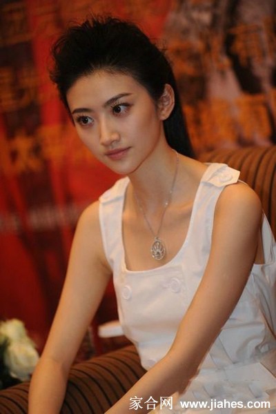 景甜清纯写真演绎东方美学温婉气质如诗如画  第1张