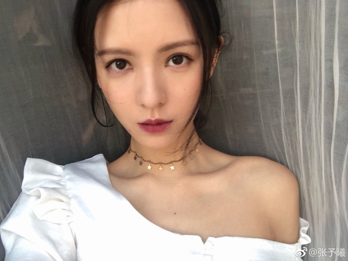 内娱建模脸张予曦：美到窒息却演技争议不断，她到底差在哪儿？  第1张