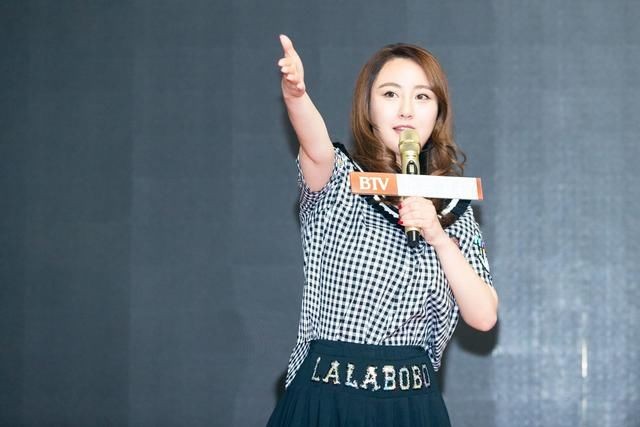 唐嫣的港圈暗战:从“晶公主”到巅峰的沉默抉择 第2张 唐嫣的港圈暗战:从“晶公主”到巅峰的沉默抉择 第2张