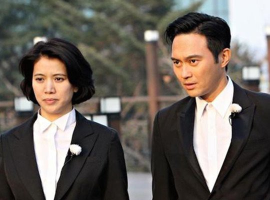 张智霖表面不老男神，内里疲惫中年，“冻龄”神话终被戳破？  第2张