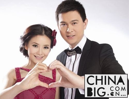 隐婚13年真相大白！李思思北大老公首曝光，拒嫁富豪独守初恋竟活成最甜夫妻？  第2张
