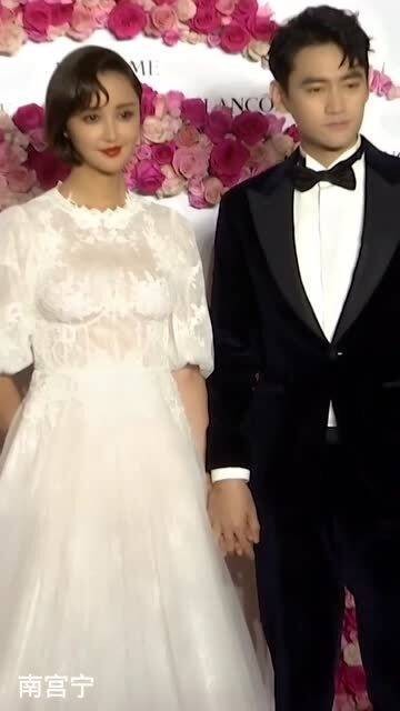 ### 为爱退圈又复出，小栗旬妻子的人生不只靠“顶级男神”标  第3张