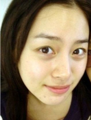 # 零绯闻的颜值天花板，她凭什么稳坐韩流女神宝座？  第1张
