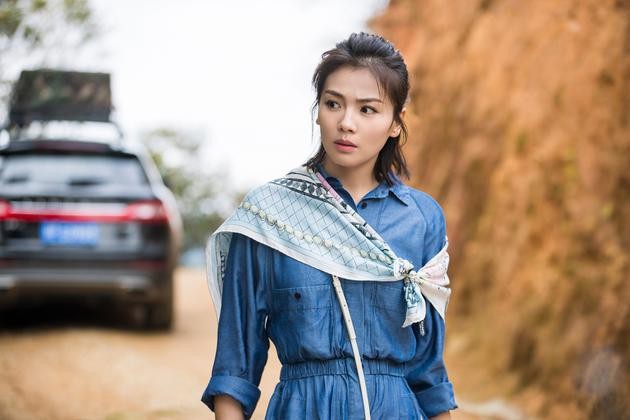 刘涛早期旧照遭扒判若两人，从“土气少女”到“国民贤妻”她到底  第3张
