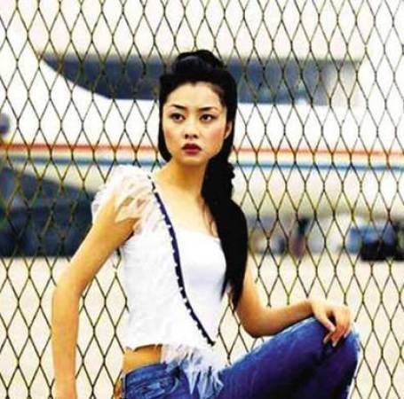 可惜了，世间再无陈晓旭，这组老照片藏着林妹妹的一生  第1张