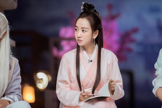 被于正记不清续约次数的女人，凭什么在内娱“懒”了十五年？  第2张