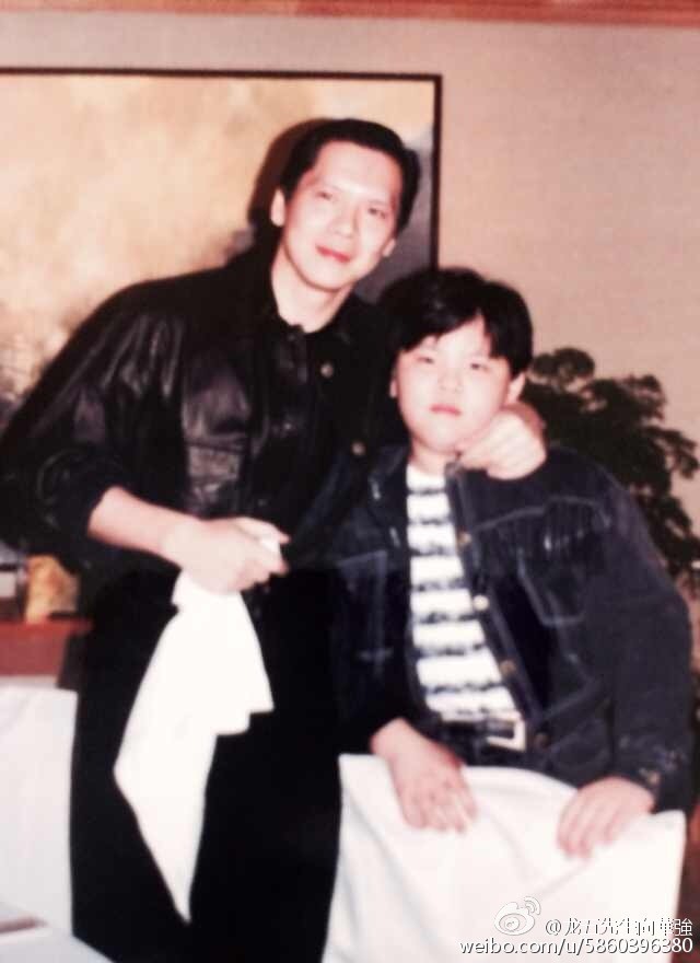身世之谜缠绕多年，向佑是向太亲生儿子吗，答案其实早有定论  第2张