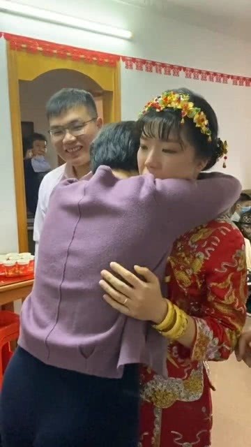身高差引热议，165男友被嘲带不出去  第1张